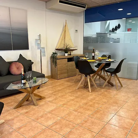 アパート Nuria,centro Del Pueblo,planta Baja Con Jardin, Aire Acondicionado L' Escala