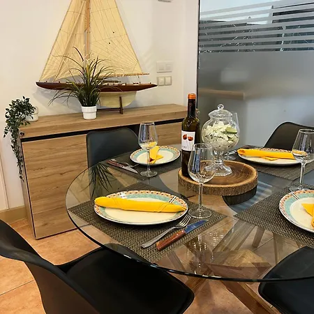Nuria,centro Del Pueblo,planta Baja Con Jardin, Aire Acondicionado شقة L' Escala